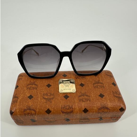 MCM 700SA 001 Black 60 Eye Designer Luxury Womens Oversize Sunglasses Sunnies main image 14